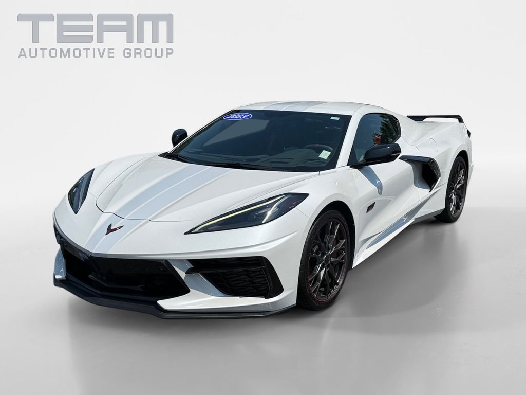 Used 2023 White Chevrolet Stingray image 3