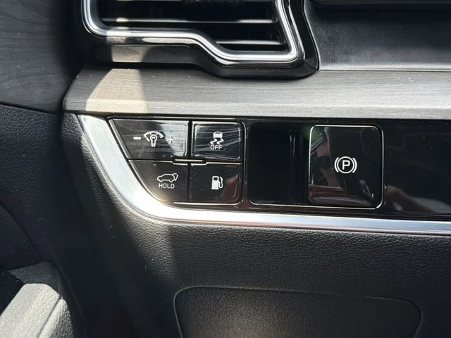 Used 2023 Blue Kia X-Line image 32