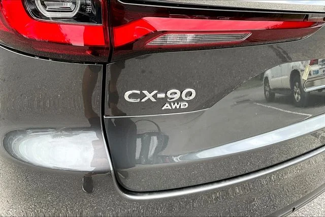 2025 Mazda CX-90 Preferred Package - Photo 10