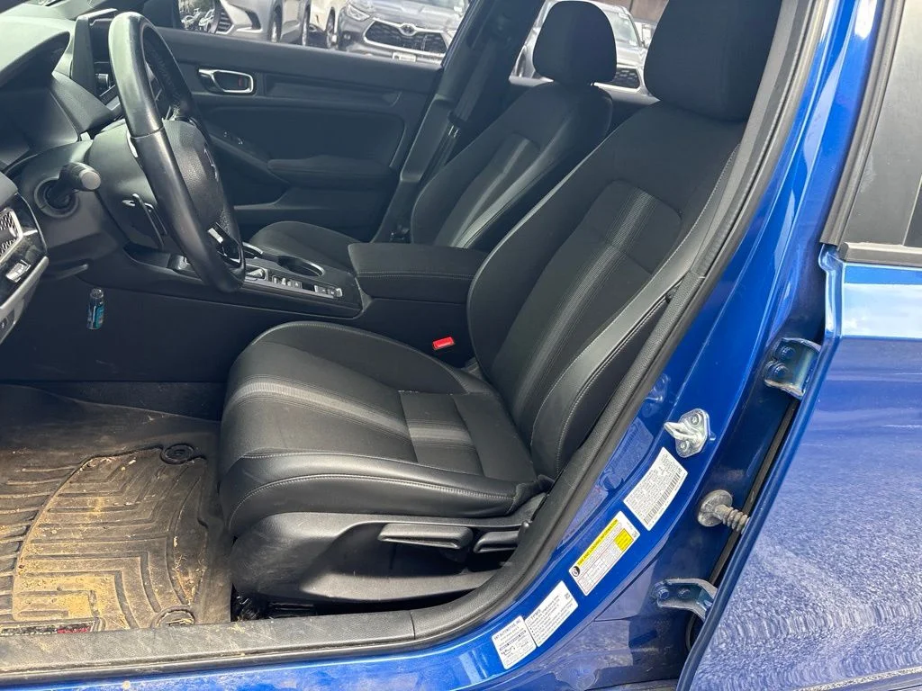 Used 2022  Honda Sport image 9