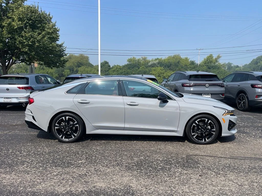 Used 2021 Wolf Gray Kia GT-Line image 6