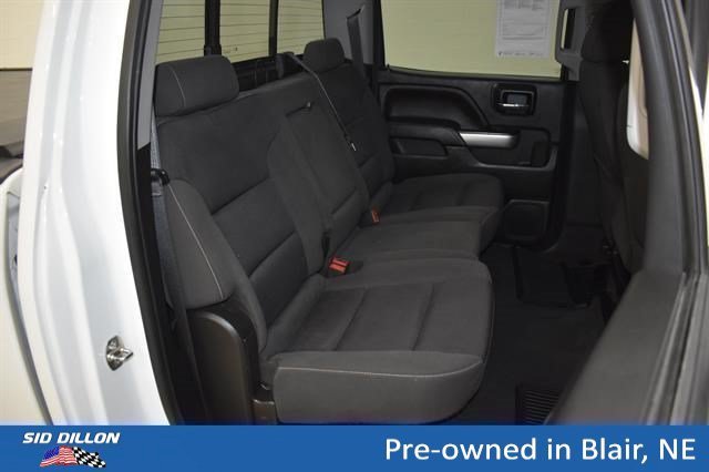 Used 2018 Summit White Chevrolet LT image 9