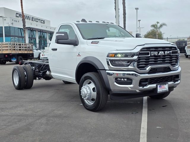 New 2025 Bright White Clearcoat RAM Tradesman image 3