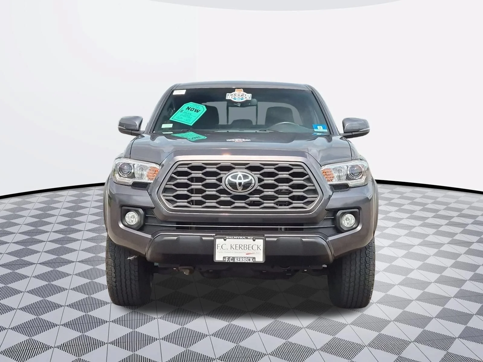 Used 2020 2020 Toyota Tacoma Trd Off Road Toyota SR5 image 3