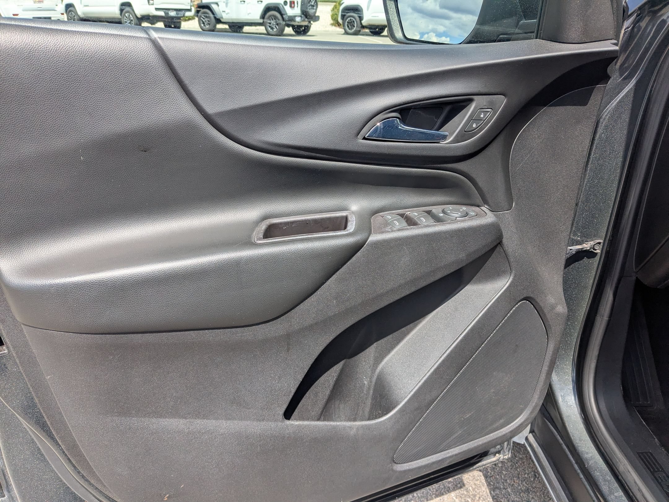 Used 2020 Nightfall Gray Metallic Chevrolet LT image 13