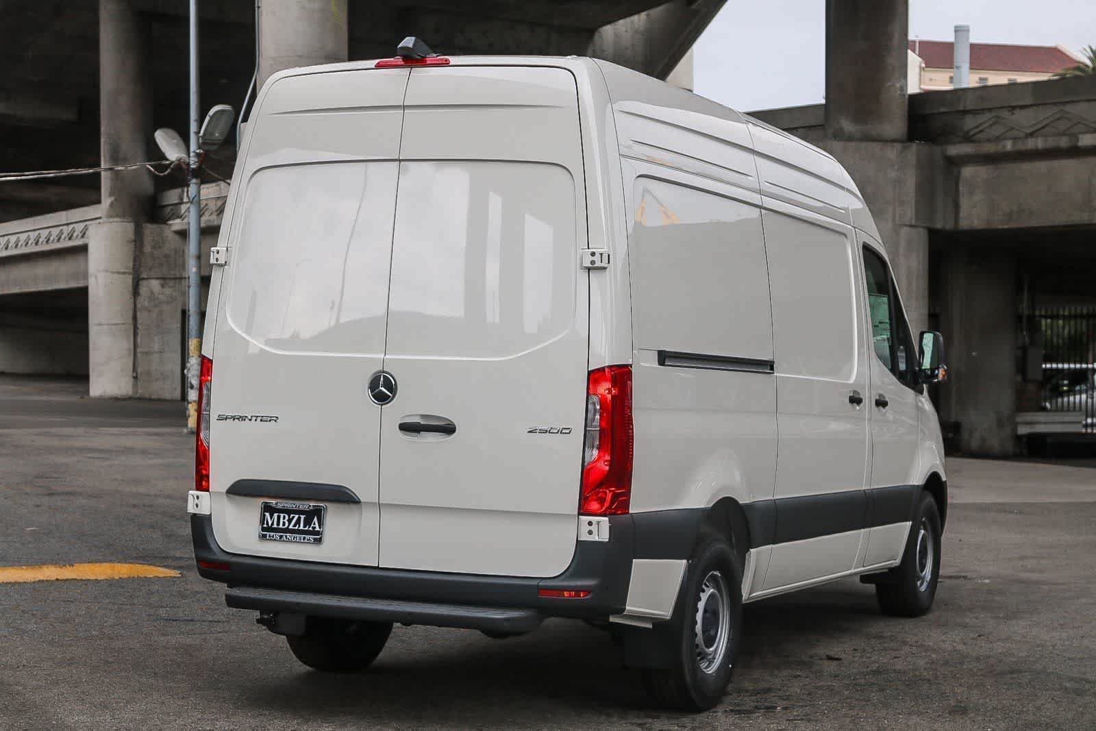 2025 Mercedes-Benz Sprinter Cargo Van Base - Photo 32