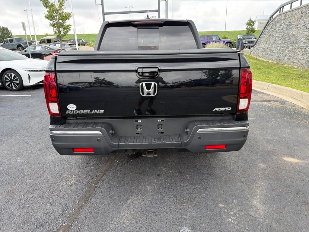 Used 2018 Black Honda RTL-E image 6