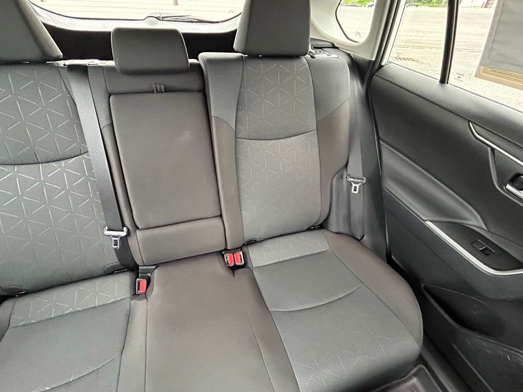 Used 2025 White Toyota XLE image 15