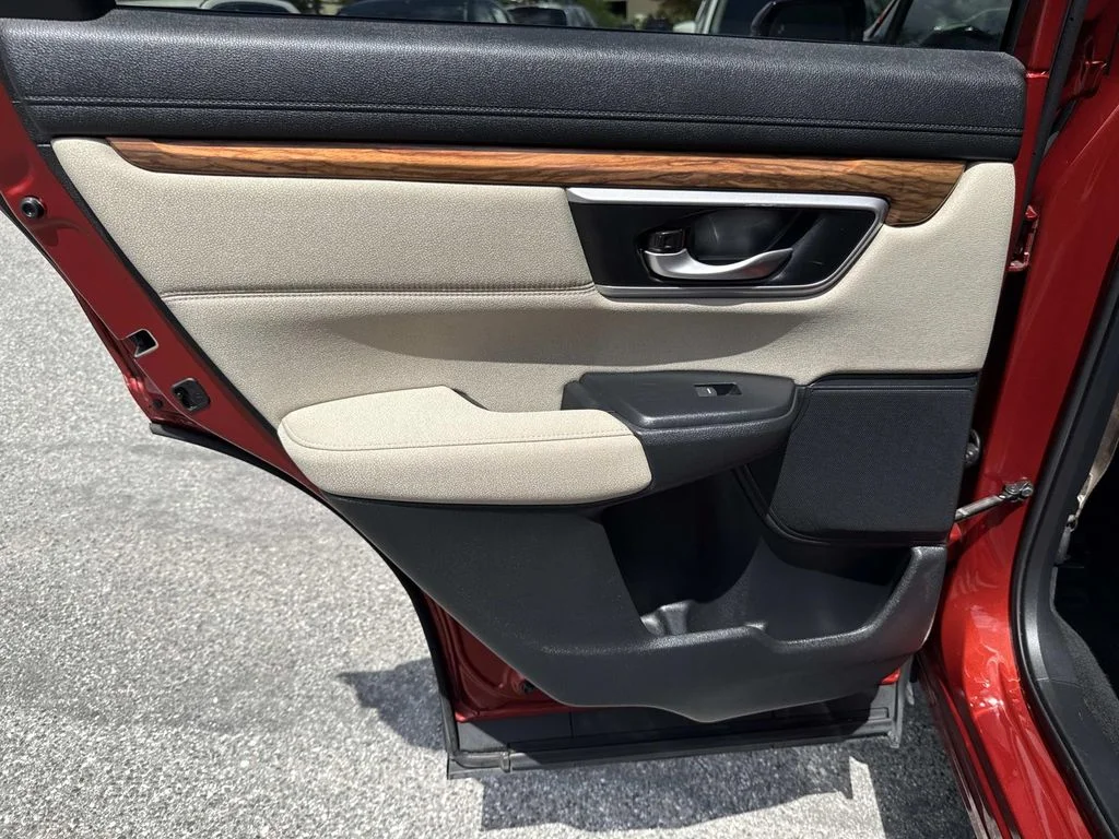 Used 2018 Red Honda EX image 13