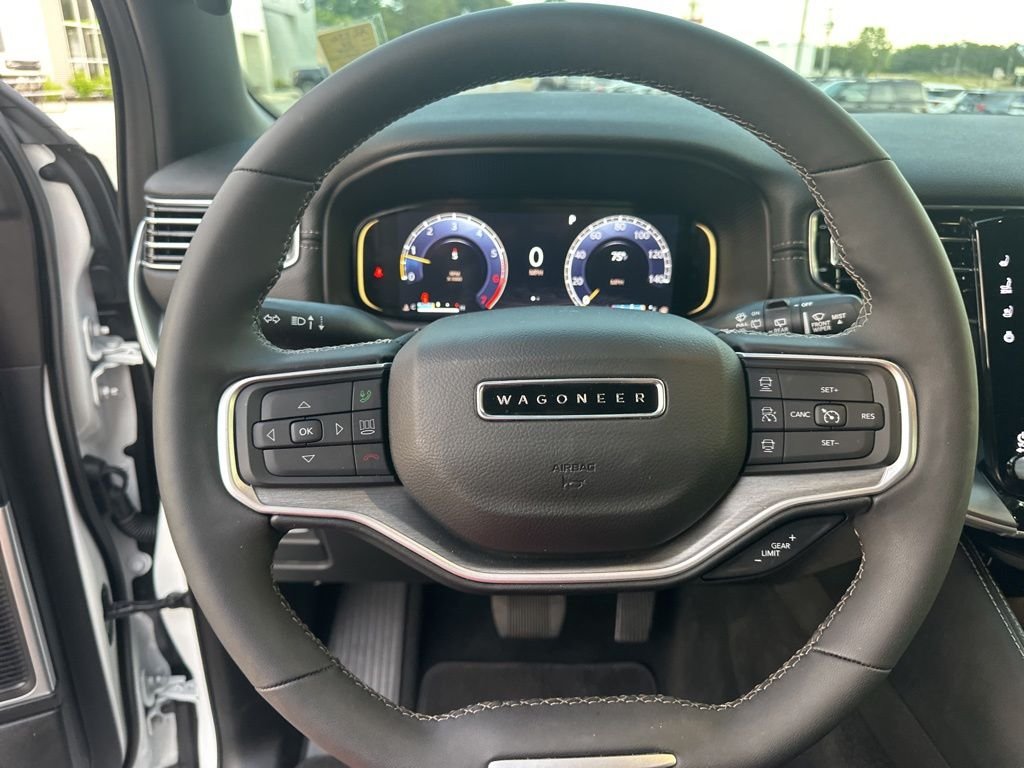 Used 2025 White Jeep Base image 11
