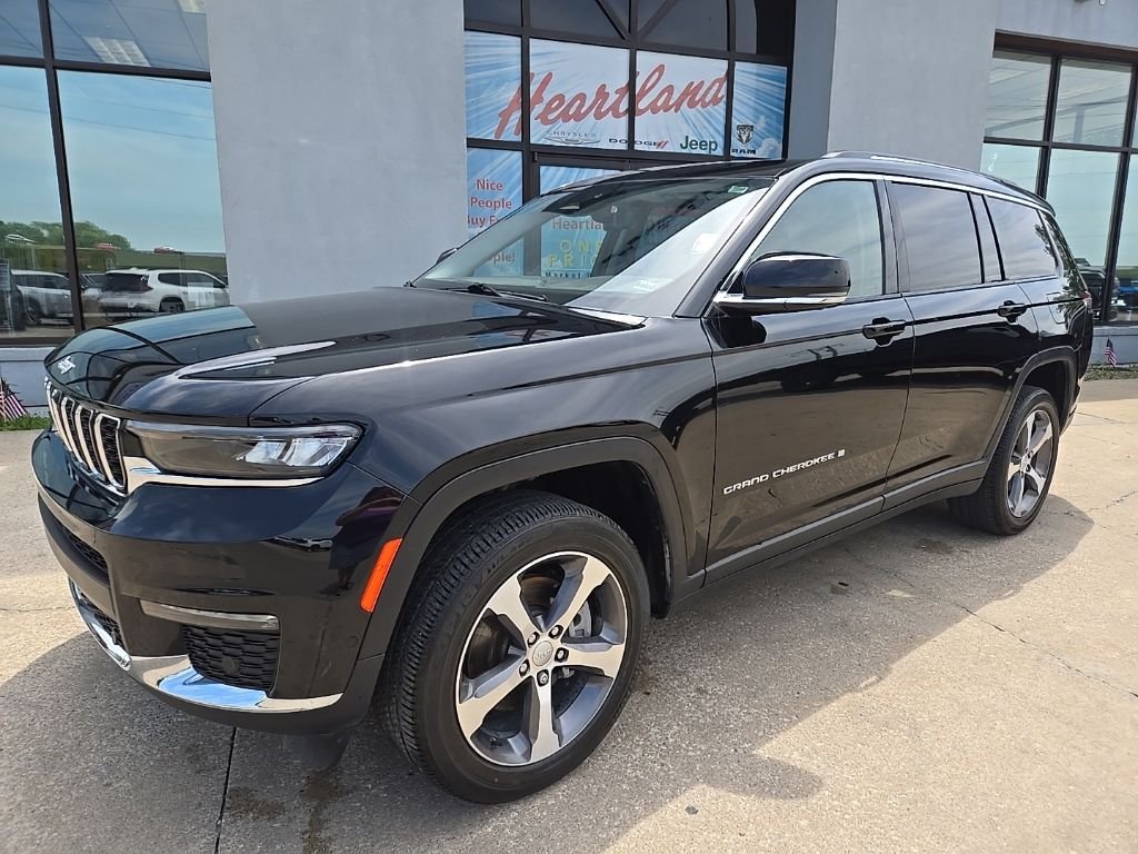 Used 2023 Jeep Grand Cherokee L Limited with VIN 1C4RJKBG4P8729799 for sale in Kansas City