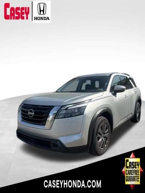 2024 Nissan Pathfinder SV 2WD's photo