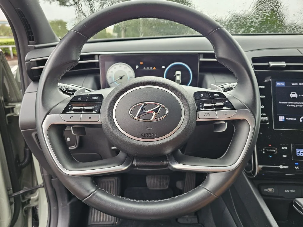 Used 2022 Green Hyundai SEL Premium image 25