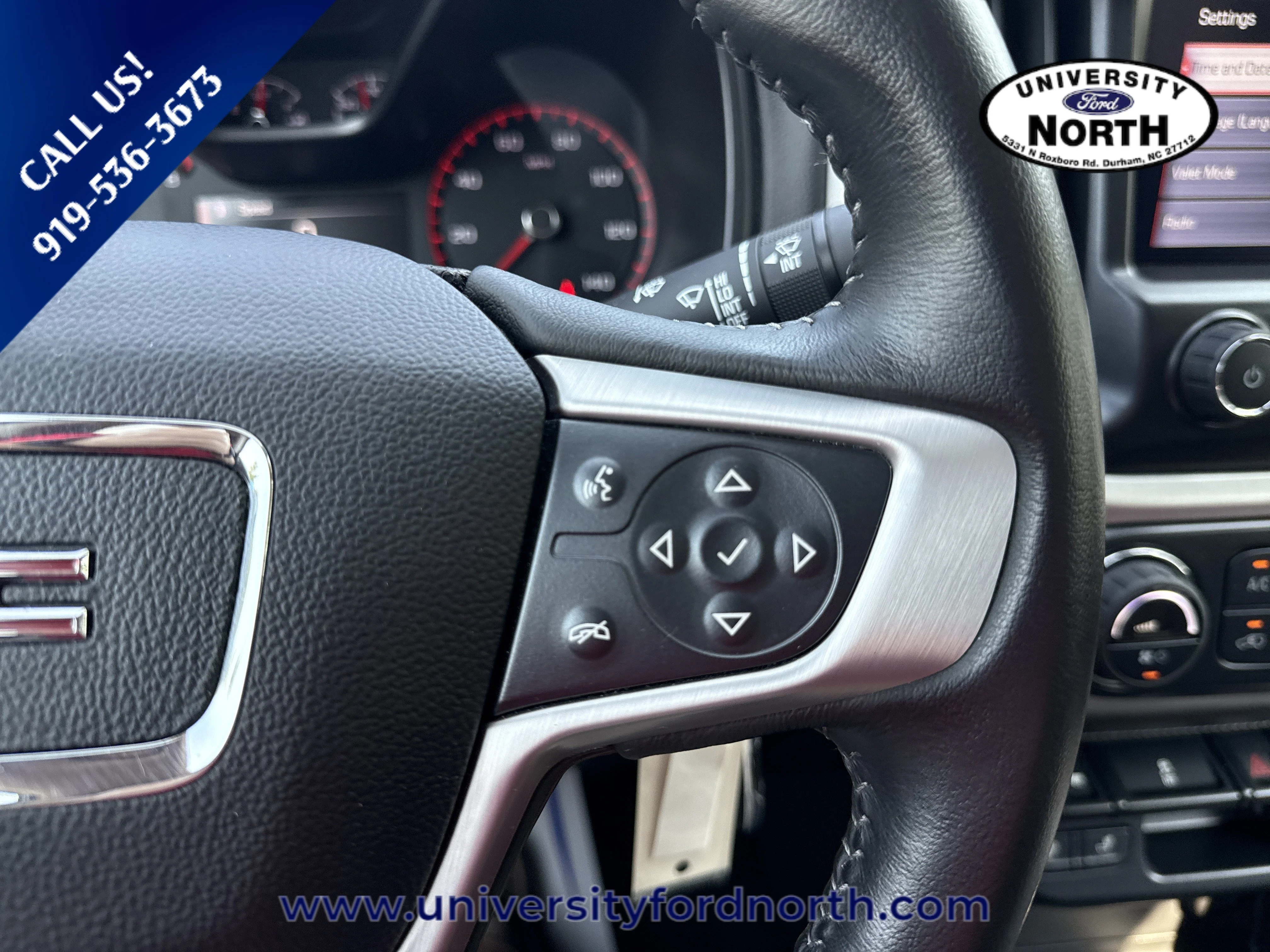 Used 2015 Summit White GMC 4WD SLT image 27