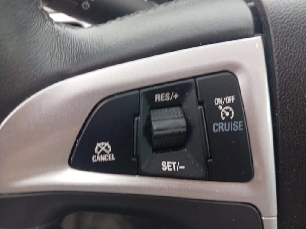 Used 2015 SILVER TOPAZ METALLIC Chevrolet LT image 34