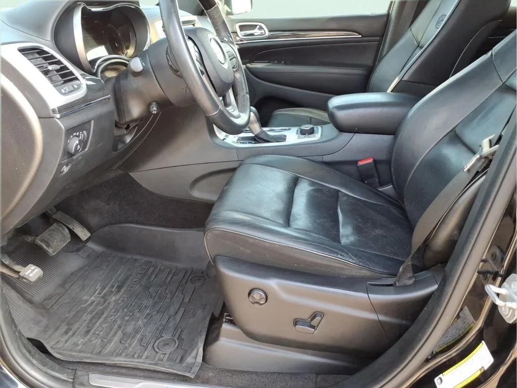 Used 2018 Black Jeep Overland image 15