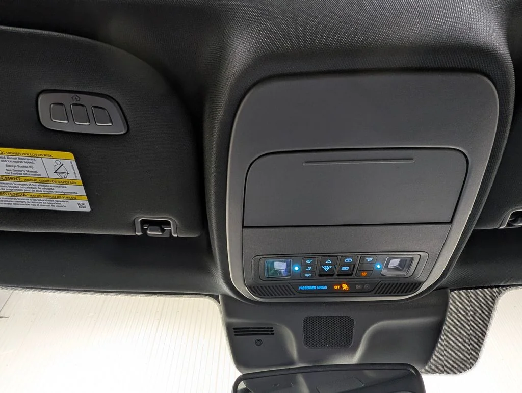New 2027 Agate Black Metallic Ford MAX Platinum image 9