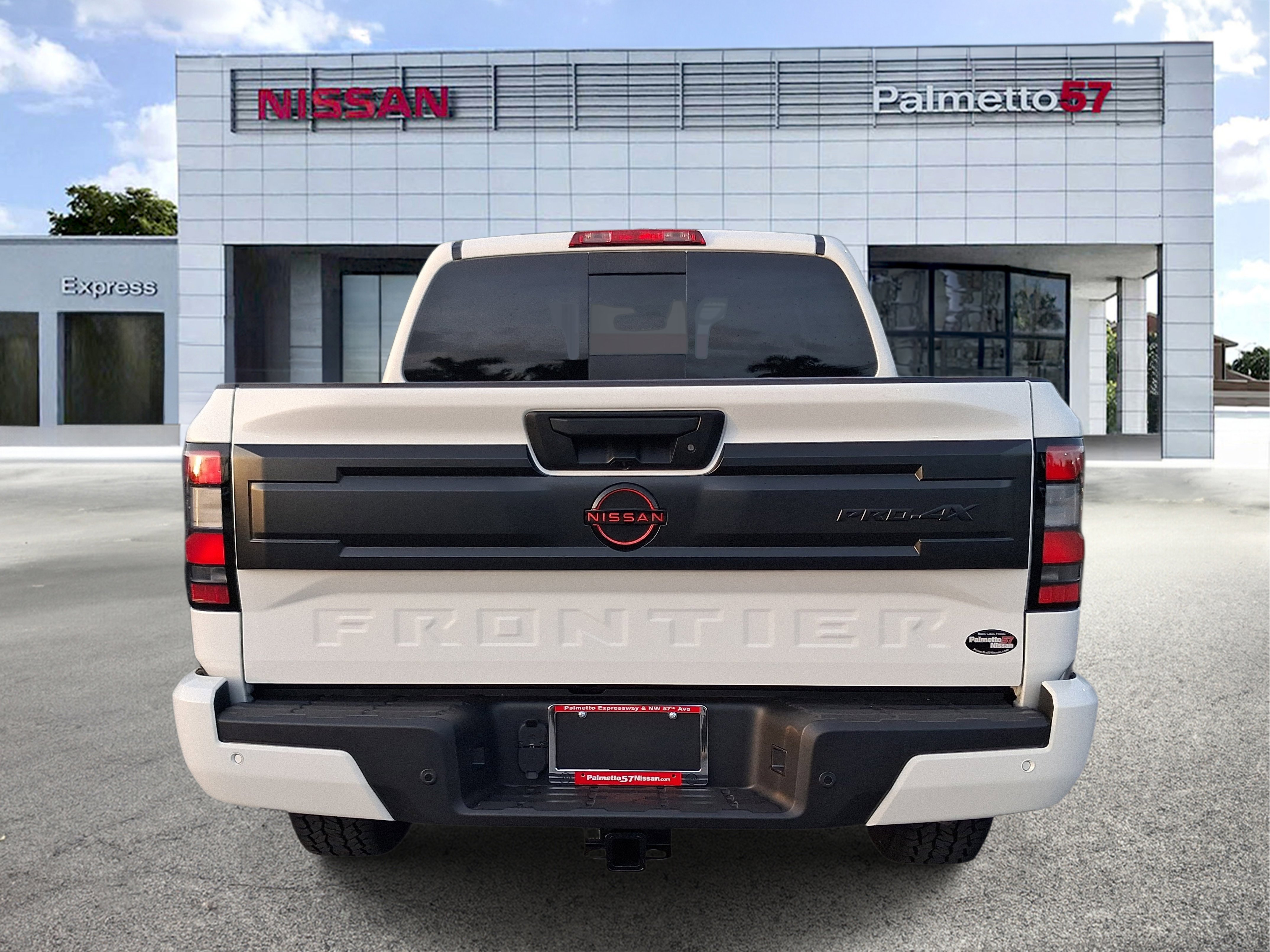 New 2026 Glacier White Nissan PRO-4X image 4