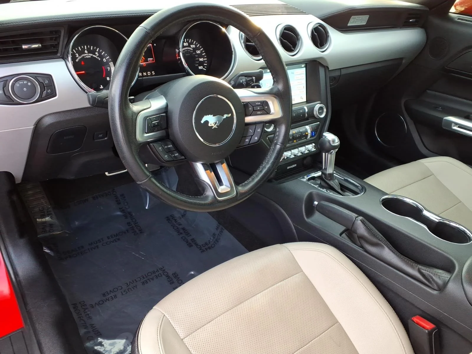 Used 2017 Red Ford  image 3