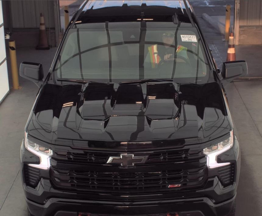 Used 2026 Chevrolet Silverado 1500 LT Trail Boss with VIN 3GCUKFE84TG135270 for sale in Kansas City