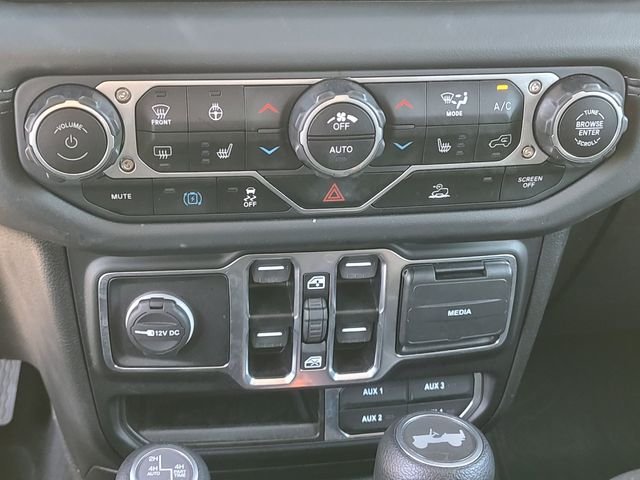 Used 2025 Black Jeep Sahara 4xe image 18