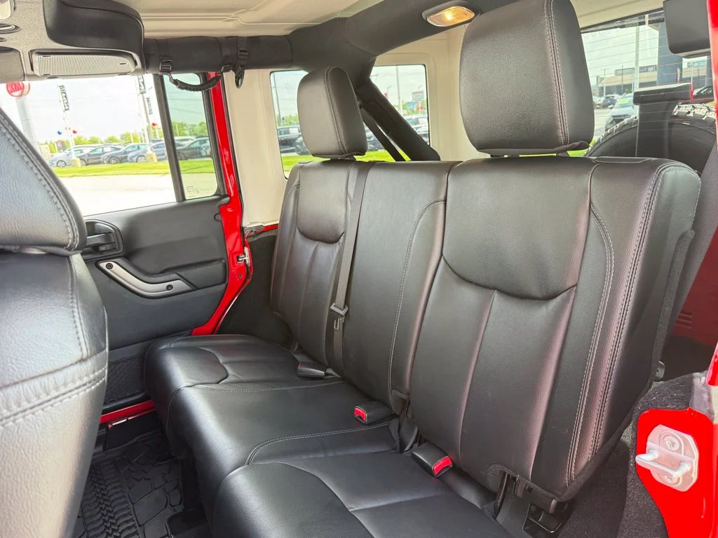 Used 2018 Red Jeep Unlimited Sahara image 23
