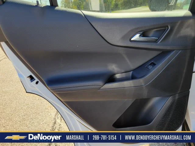 2027 Chevrolet Equinox LT - Photo 28
