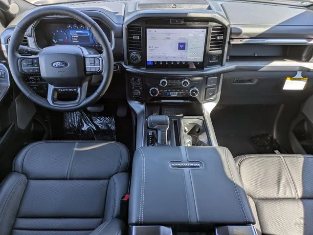 New 2026 Star White Metallic Tri-Coat Ford Platinum® image 15