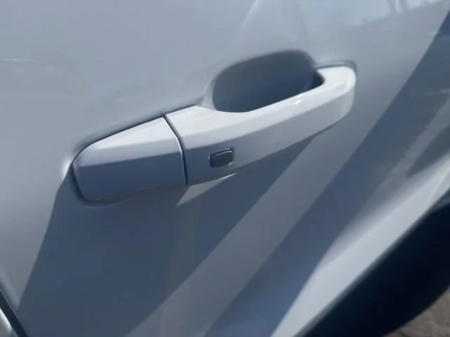 New 2026 Summit White Chevrolet Z71 image 11