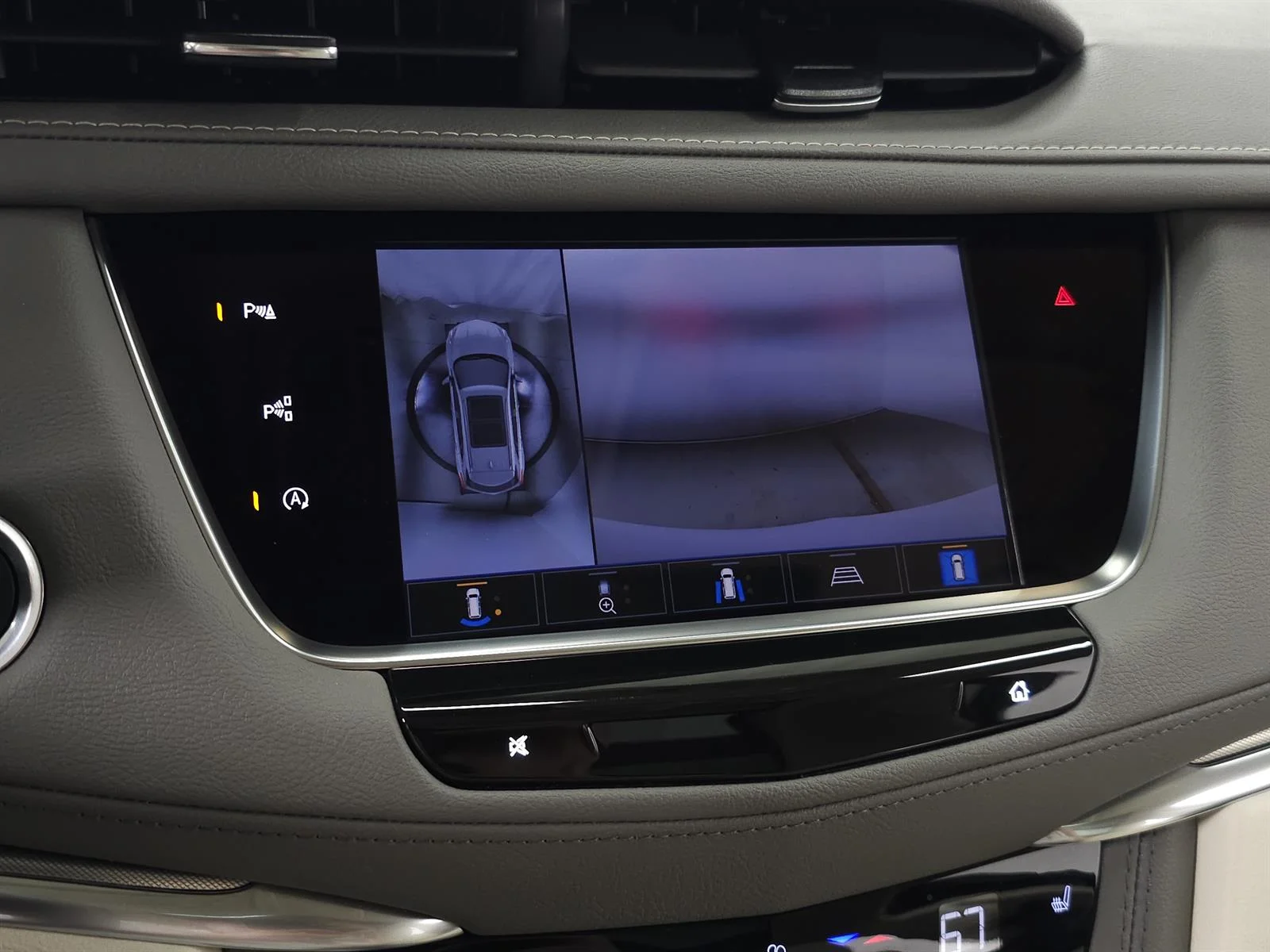 Used 2025 White Cadillac Premium Luxury image 31