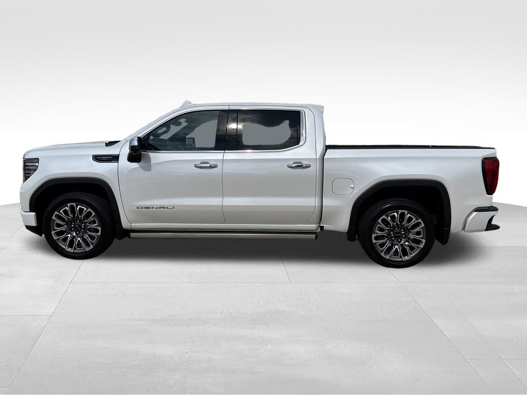 Used 2024 White Frost Tricoat GMC Denali Ultimate image 3