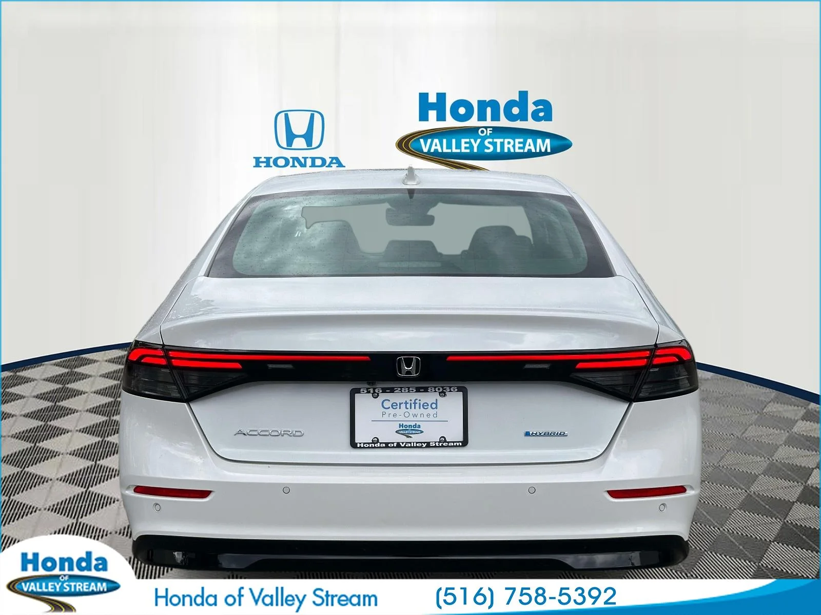 Certified Used 2025 Platinum White Pearl Honda EX-L image 7