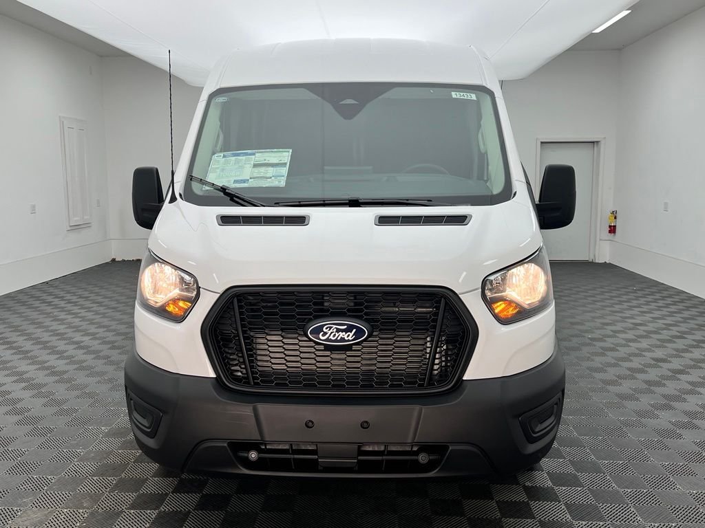 New 2026 White Ford Base image 15
