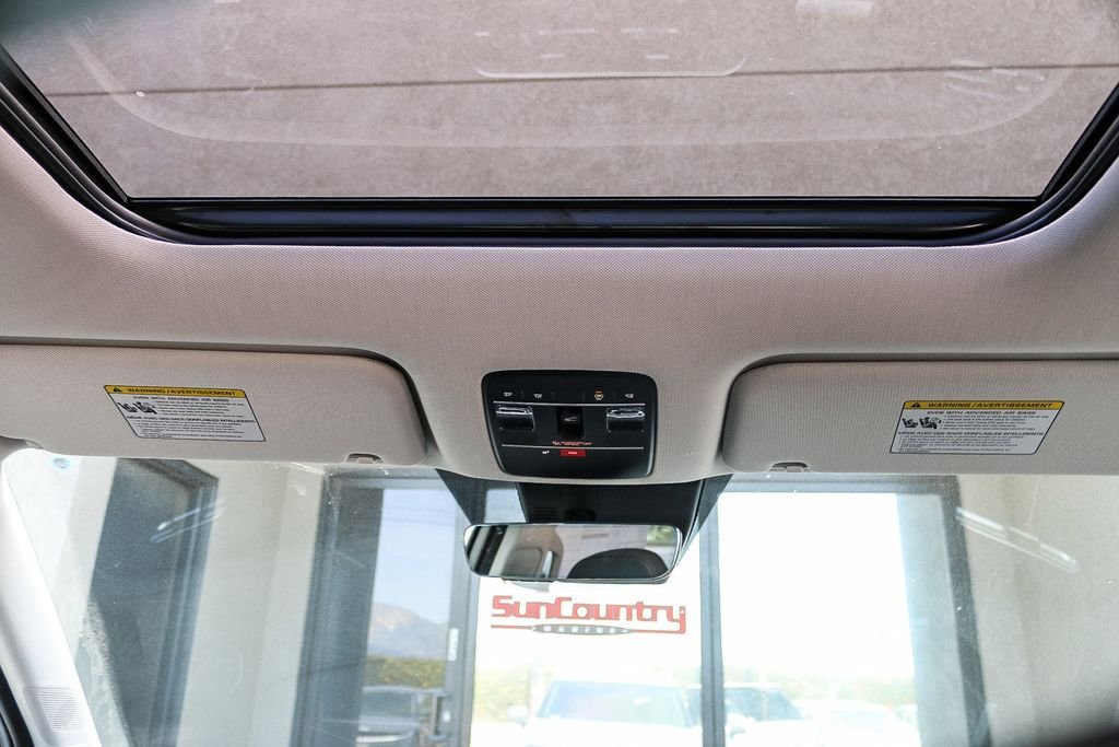 New 2026 White Hyundai SEL Premium image 16