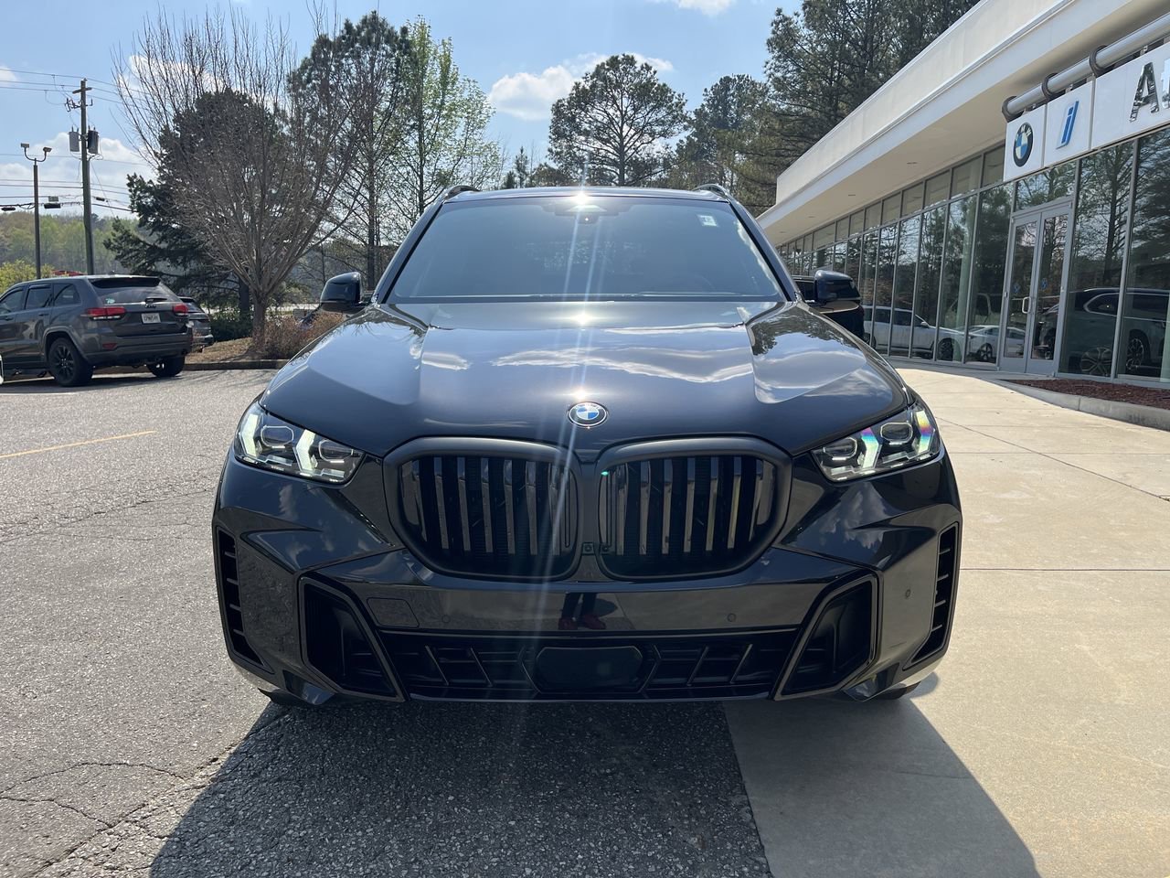 Used 2026 Black Sapphire Metallic BMW xDrive40i image 3