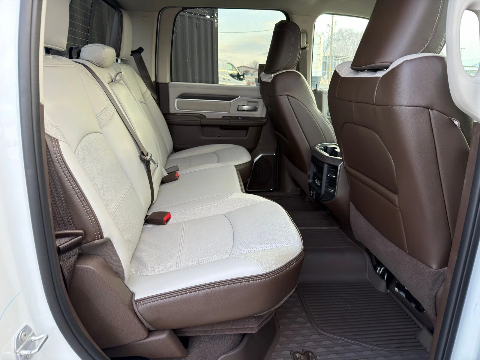 New 2026 Bright White Clear-Coat Exterior Paint RAM Laramie image 35