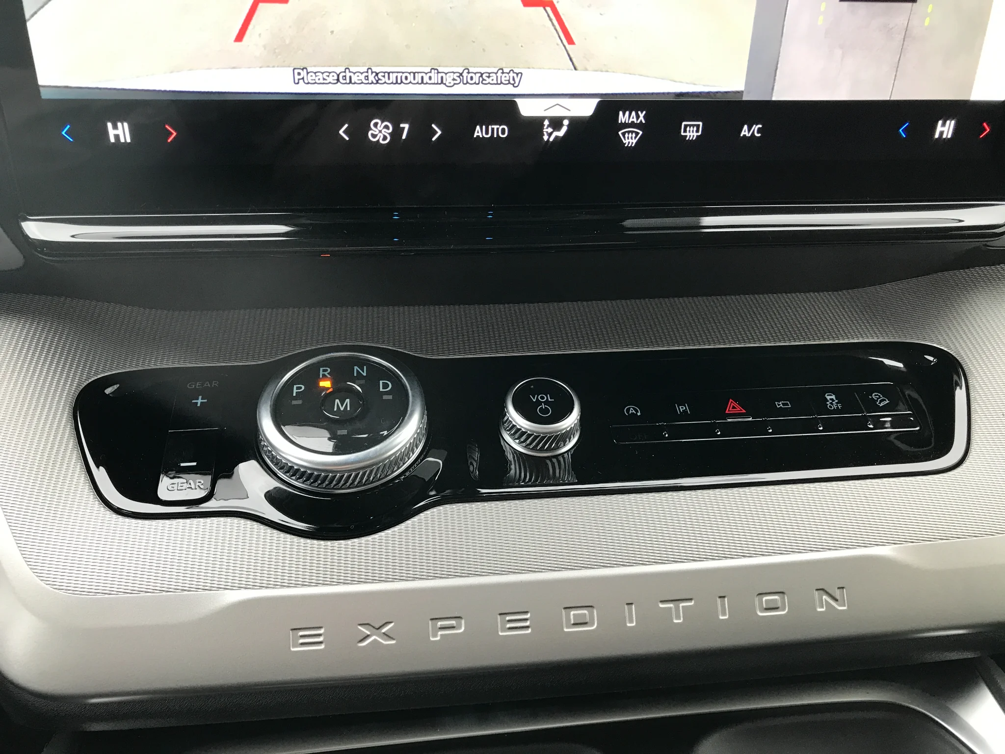 2026 Ford Expedition Active - Photo 18