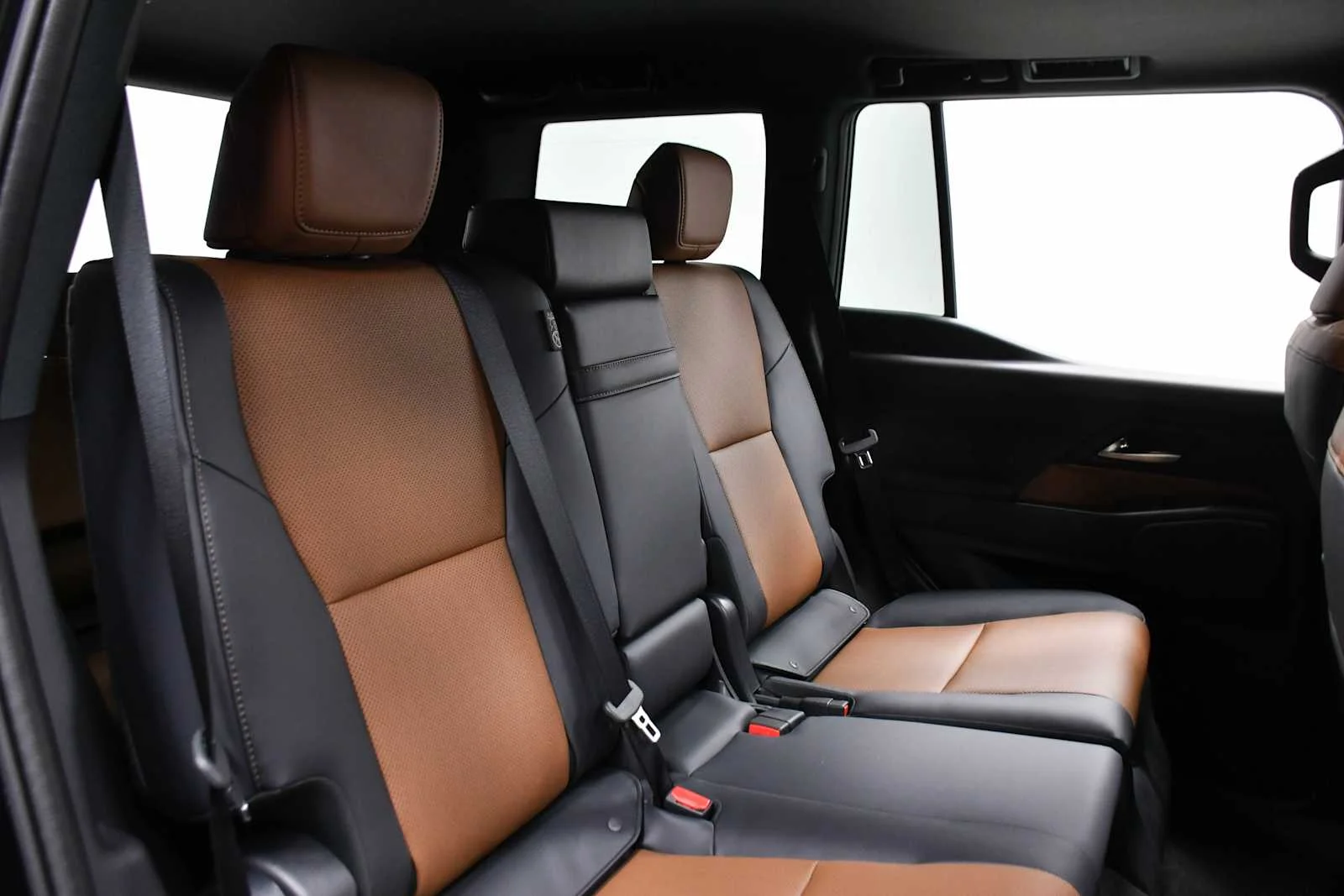 Certified Used 2026 CAVIAR Lexus Premium+ image 23