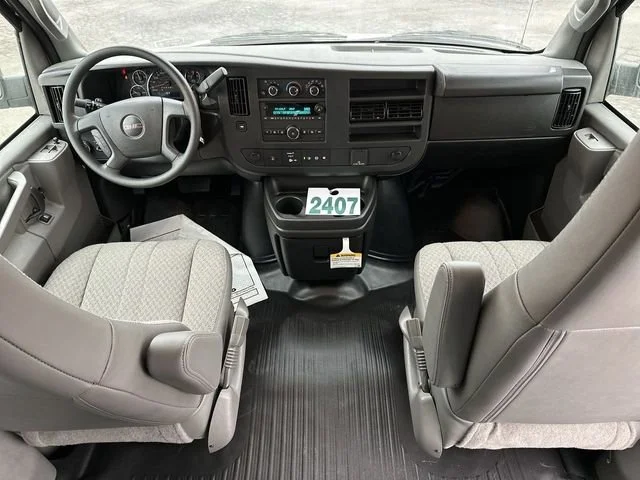 2025 GMC Savana Cargo Work Van - Photo 19