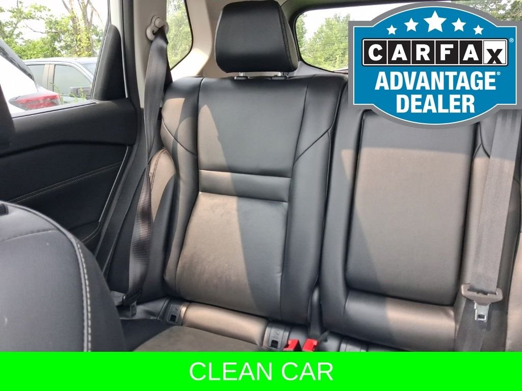 Used 2024 White Nissan SL image 18