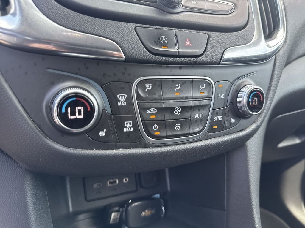 Used 2022 Black Chevrolet LT image 19