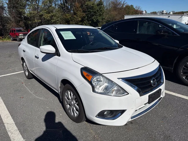 2017 Nissan Versa 1.6 SV