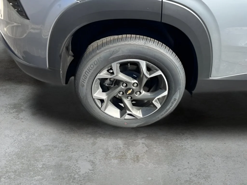 New 2026 Sterling Gray Metallic Chevrolet LT image 30