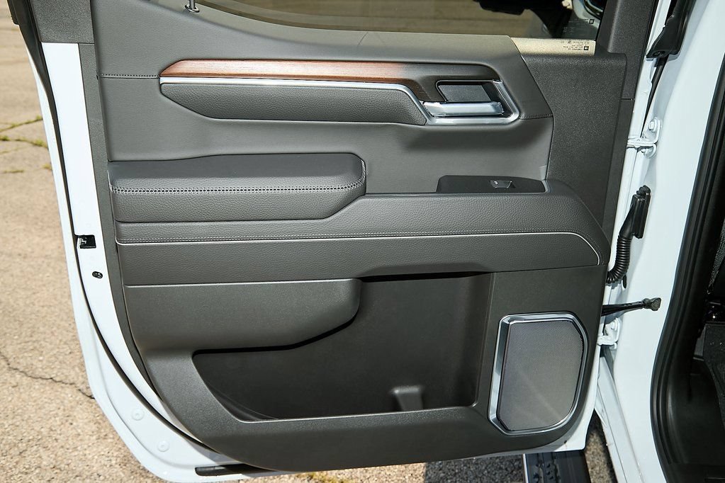 New 2026 Glacier White Tricoat GMC Denali image 41