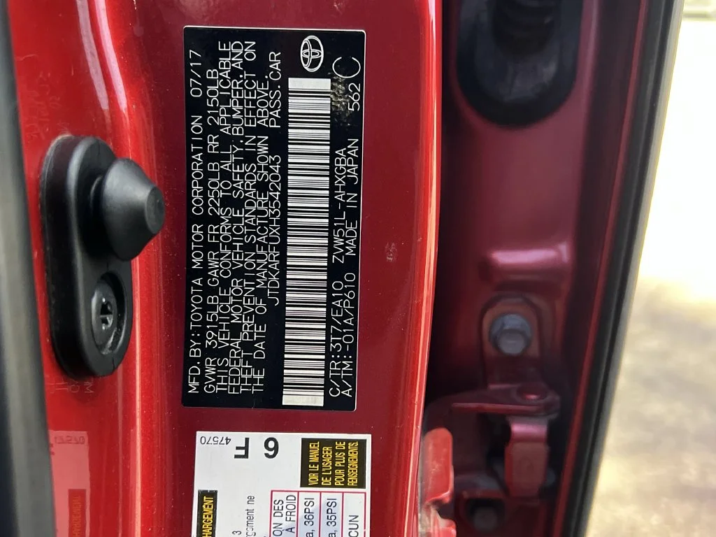 Used 2017 Red Toyota Four image 33