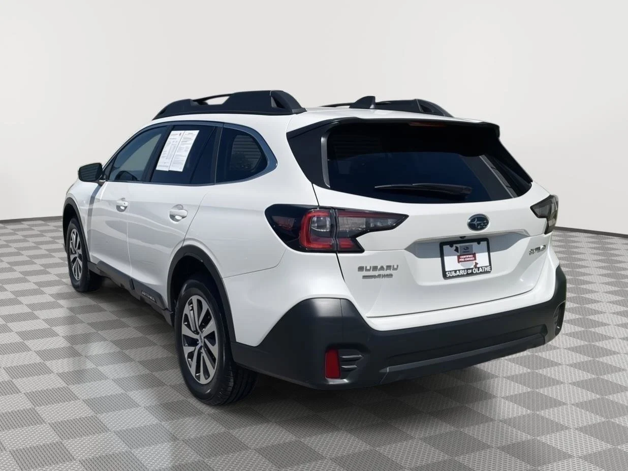 Used 2022 Crystal White Pearl Subaru Premium image 10