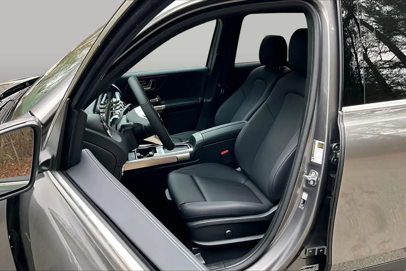 New 2026 Mountain Grey Metallic Mercedes-Benz GLB 250 image 14