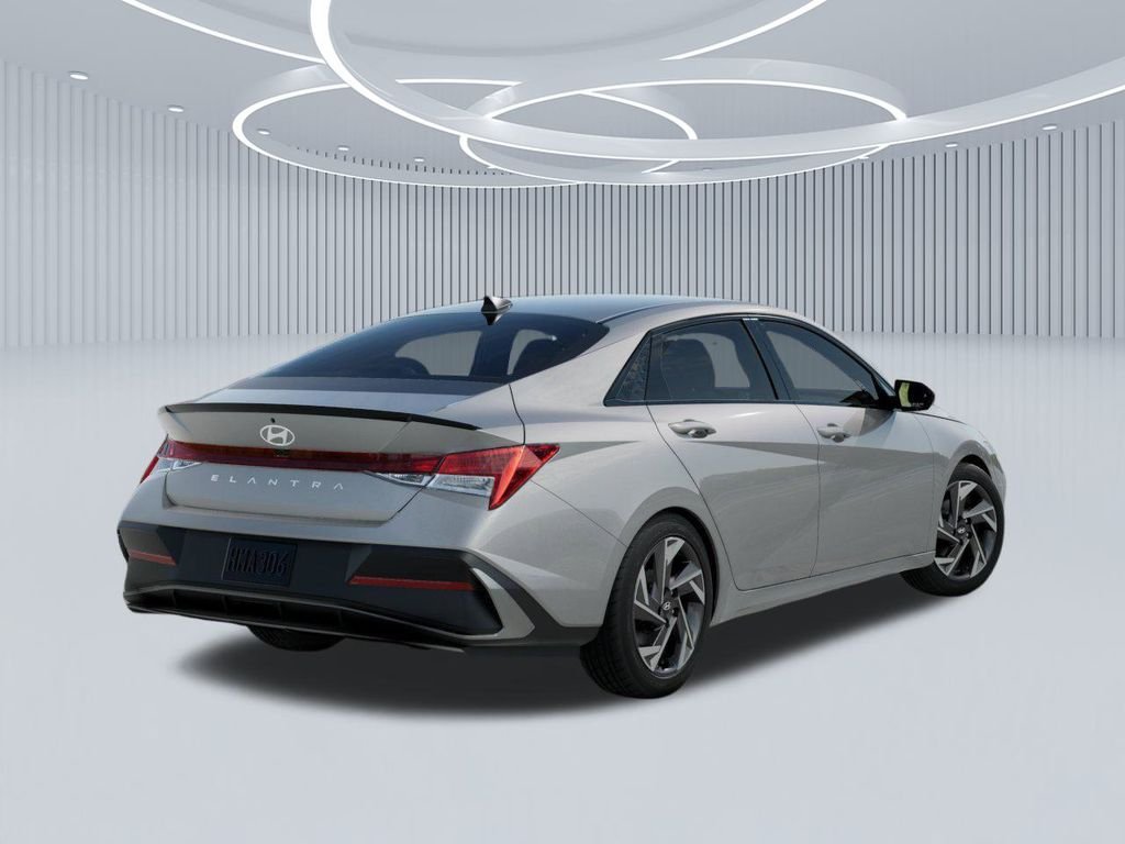 New 2026 Silver Hyundai SEL Sport image 4