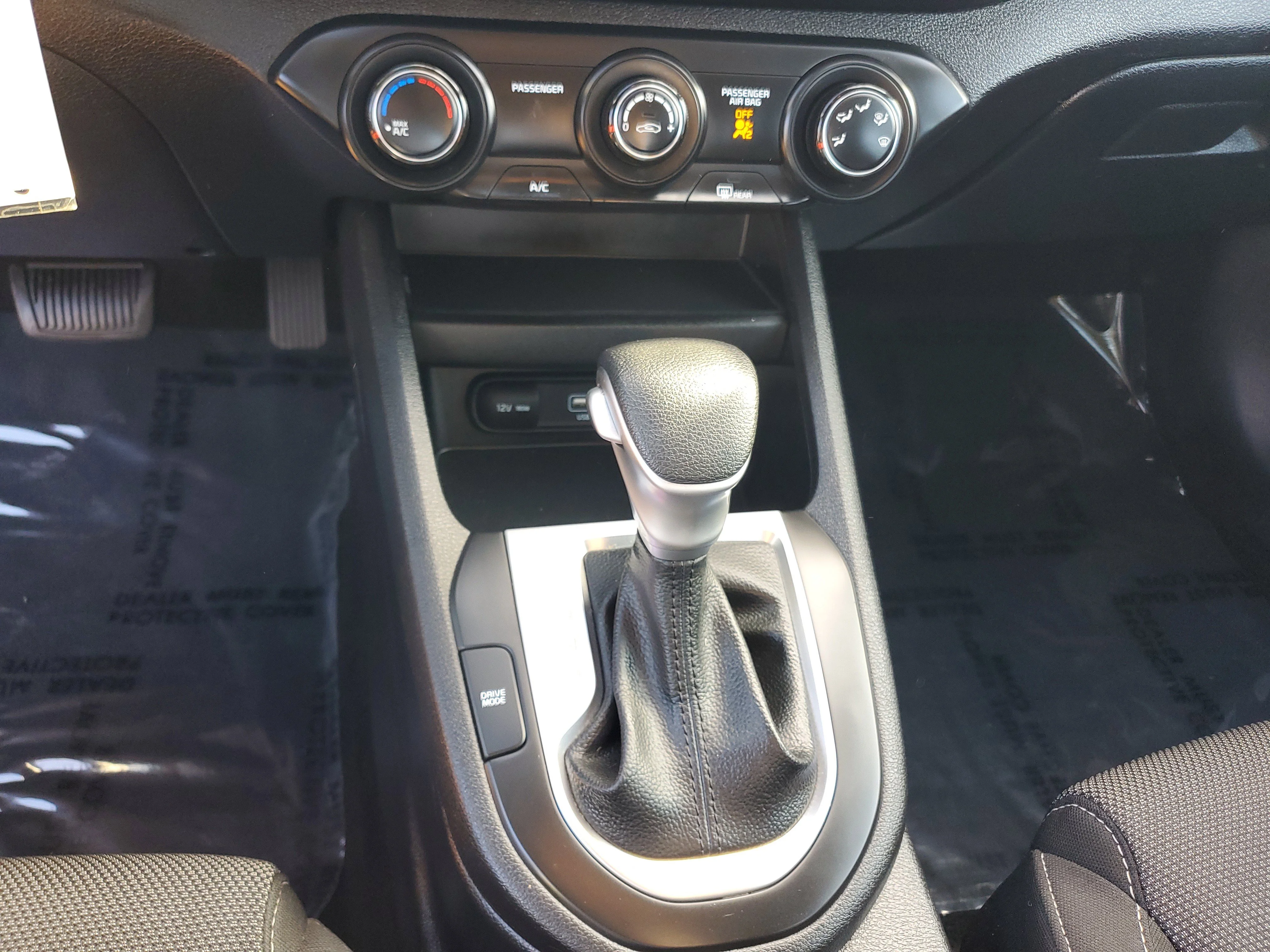Certified Used 2024 Gray Kia LXS image 20