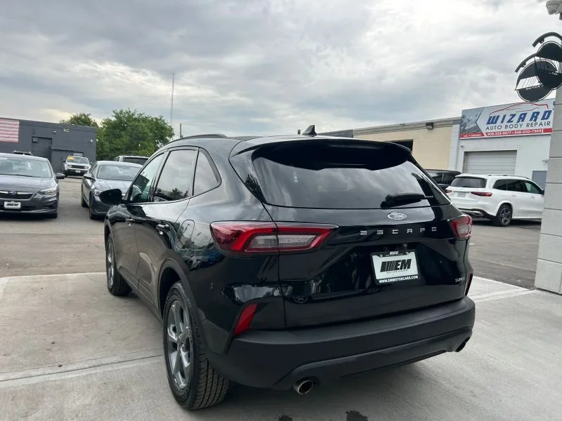 Used 2025 Black Ford ST-Line Sport Utility 4D image 8